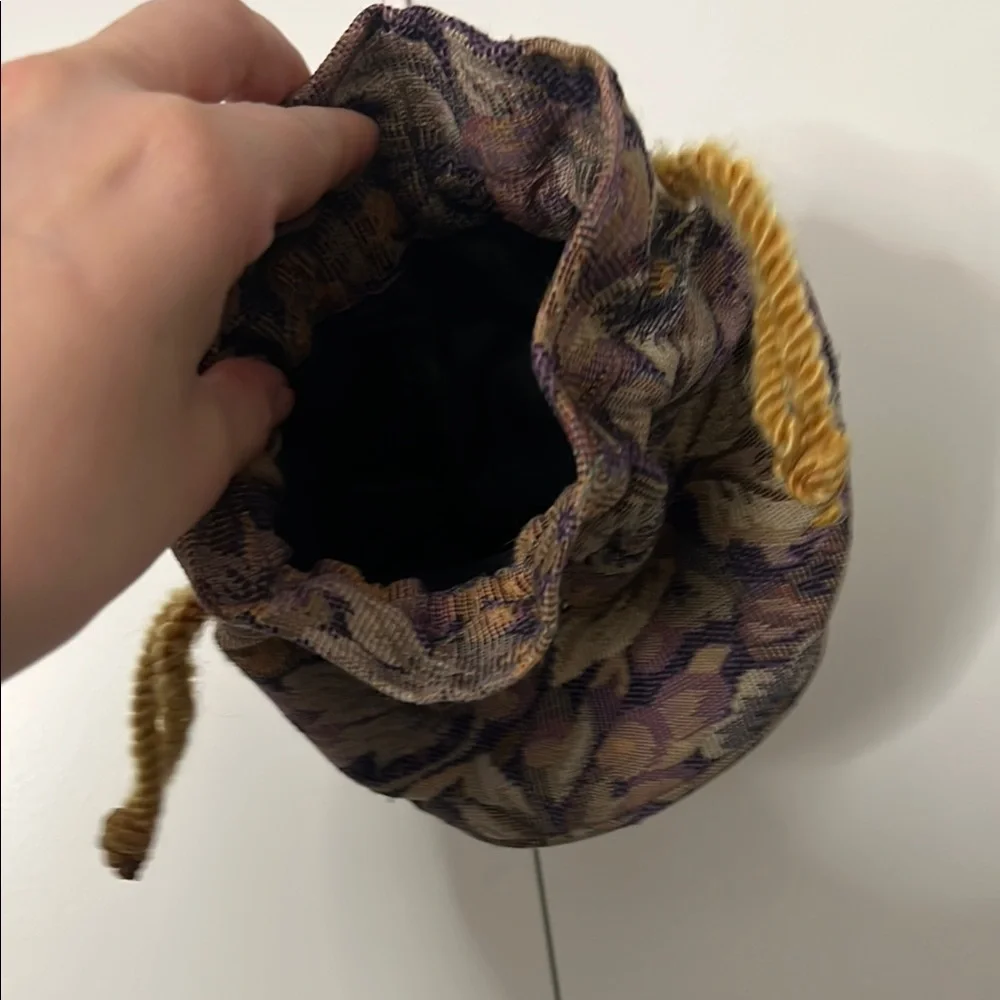 Floral Drawstring Pouch - Picture 4 of 5